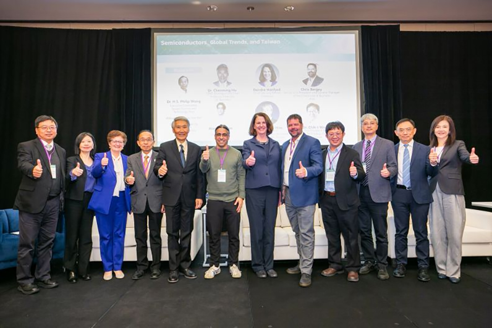 red latina stl, red latina radio, taiwan, Tecnología, seminario,las vegas